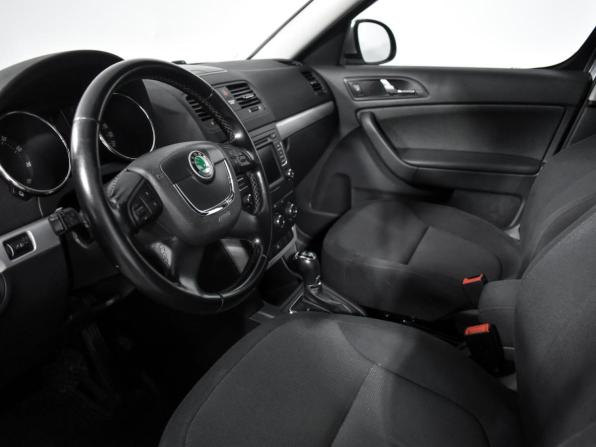 Skoda Yeti I с пробегом 2013 года, цена 1 080 000 рублей, 112954 км, внедорожник, Автокод Объявления