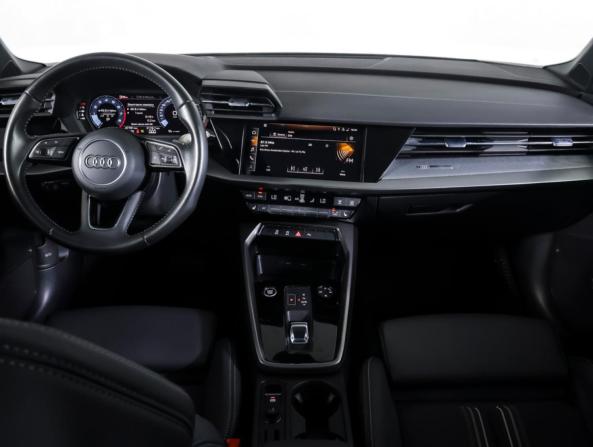 Audi A3 IV (8Y) с пробегом 2021 года, цена 3 073 000 рублей, 47780 км, хэтчбек, Автокод Объявления