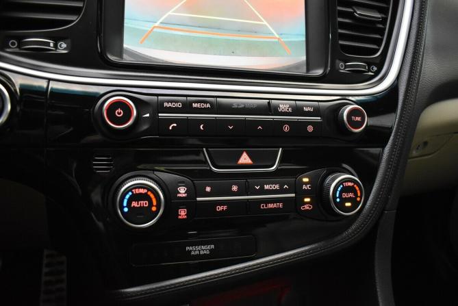 Kia Optima III Рестайлинг с пробегом 2015 года, цена 1 620 000 рублей, 139303 км, седан, Автокод Объявления