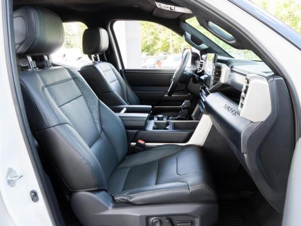 Toyota Tundra III с пробегом 2022 года, цена 7 580 000 рублей, 31852 км, offers.body_type.unknown, Автокод Объявления