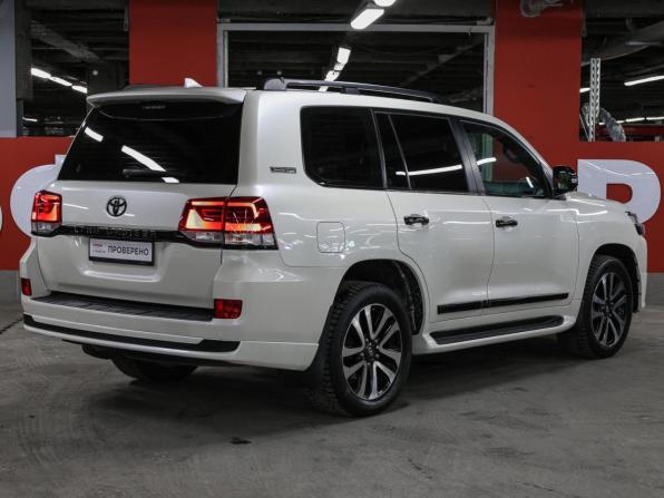 Toyota Land Cruiser 200 Series Рестайлинг 2 с пробегом 2018 года, цена 5 498 000 рублей, 181226 км, внедорожник, Автокод Объявления
