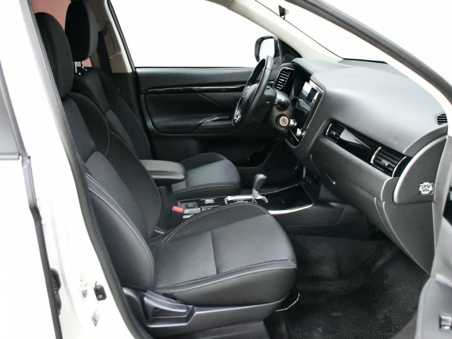 Mitsubishi Outlander III Рестайлинг 3 Новосибирск  - изображение 14