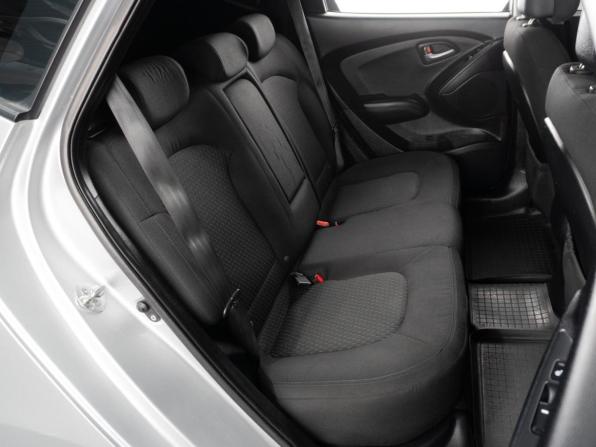 Hyundai ix35 I с пробегом 2010 года, цена 899 000 рублей, 225754 км, внедорожник, Автокод Объявления