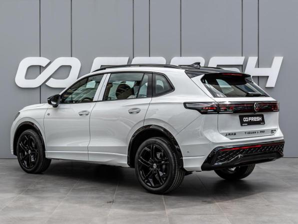 Volkswagen Tiguan III (China Market) с пробегом 2026 года, цена 4 749 000 рублей, 45 км, внедорожник, Автокод Объявления