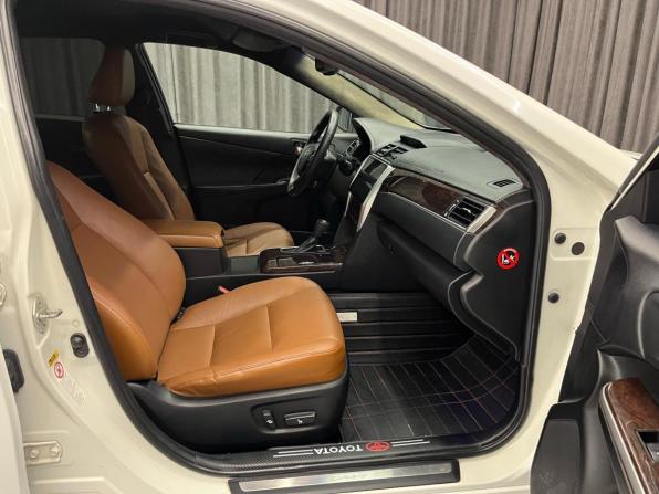 Toyota Camry VIII (XV70) с пробегом 2017 года, цена 1 799 000 рублей, 216000 км, седан, Автокод Объявления