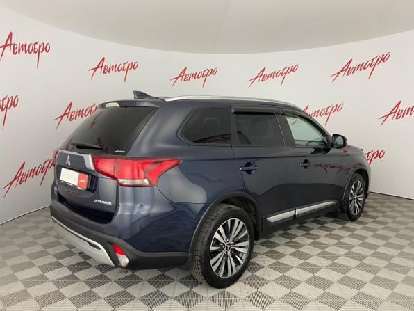 Mitsubishi Outlander III Рестайлинг 3 с пробегом 2019 года, цена 2 099 000 рублей, 138000 км, внедорожник, Автокод Объявления
