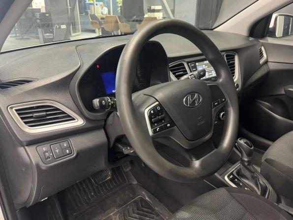 Hyundai Solaris II Рестайлинг с пробегом 2022 года, цена 1 499 000 рублей, 96222 км, седан, Автокод Объявления