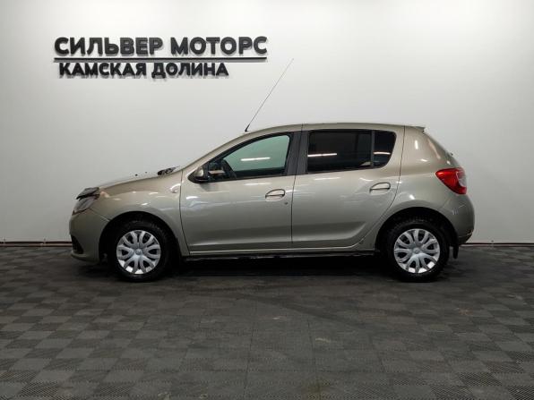 Renault Sandero II с пробегом 2015 года, цена 700 000 рублей, 113673 км, хэтчбек, Автокод Объявления