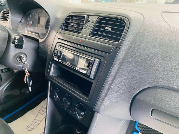 Volkswagen Polo V с пробегом 2010 года, цена 700 000 рублей, 210000 км, седан, Автокод Объявления