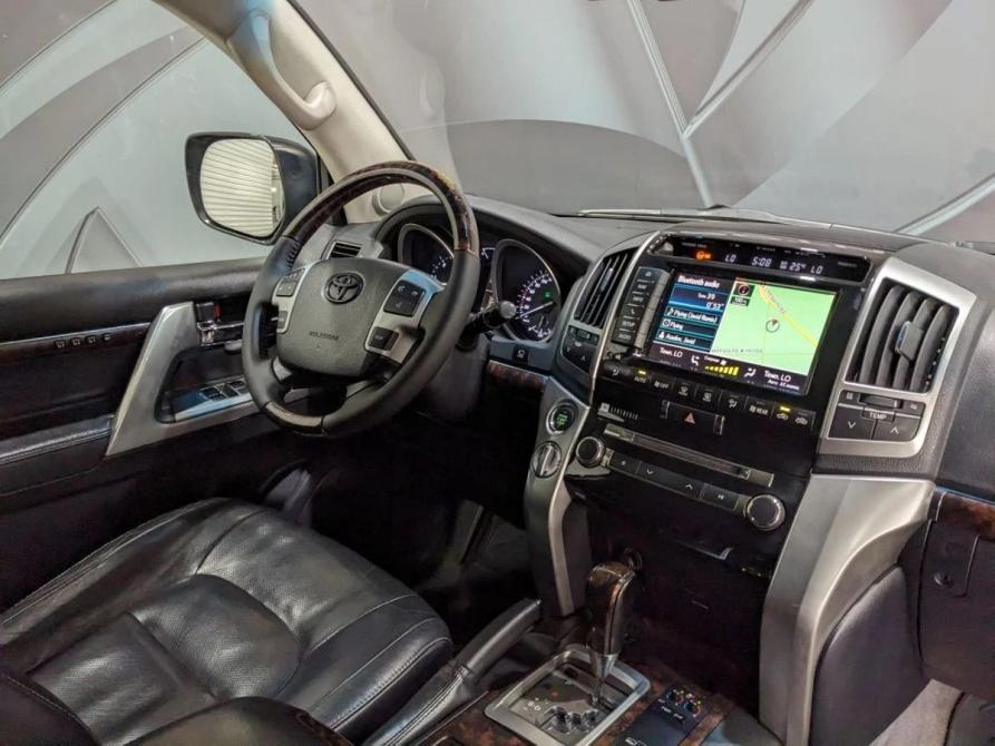 Toyota Land Cruiser 200 Series Рестайлинг 1 Пермь  - изображение 21