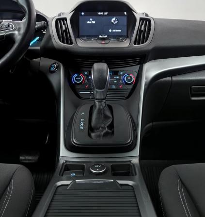 Ford Kuga II Рестайлинг с пробегом 2017 года, цена 1 649 000 рублей, 115558 км, внедорожник, Автокод Объявления