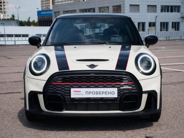 Mini Hatch III (F55/F56) Рестайлинг 2 с пробегом 2021 года, цена 3 848 000 рублей, 65900 км, хэтчбек, Автокод Объявления