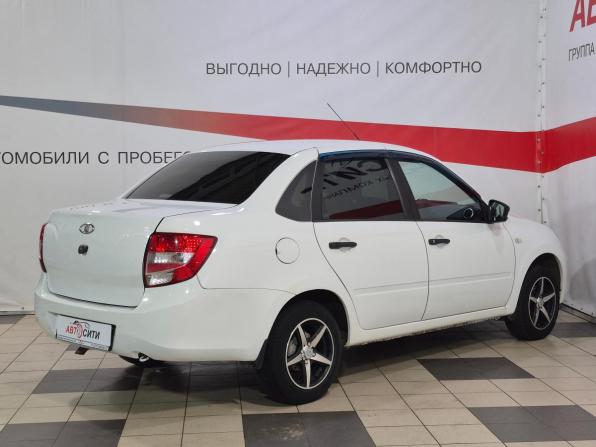 Lada (ВАЗ) Granta I с пробегом 2017 года, цена 510 000 рублей, 140531 км, седан, Автокод Объявления