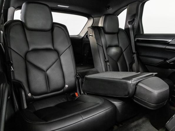 Porsche Cayenne II Рестайлинг (958) с пробегом 2015 года, цена 3 199 000 рублей, 230652 км, внедорожник, Автокод Объявления