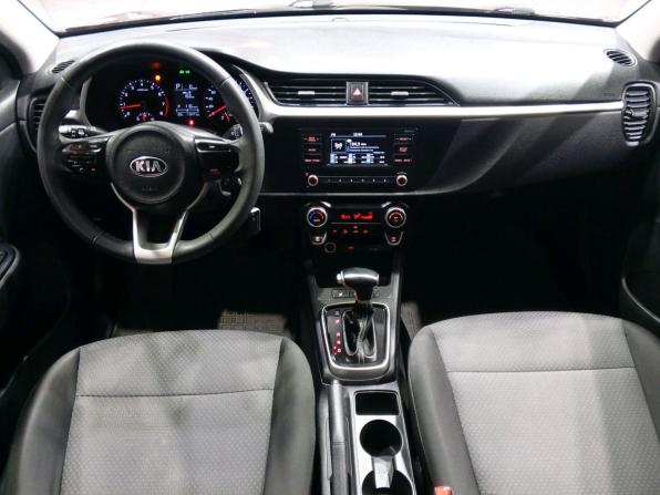 Kia Rio IV Рестайлинг с пробегом 2021 года, цена 1 555 000 рублей, 113450 км, хэтчбек, Автокод Объявления