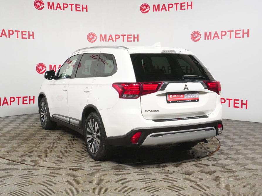 Mitsubishi Outlander III Рестайлинг 3 Вологда  - изображение 7