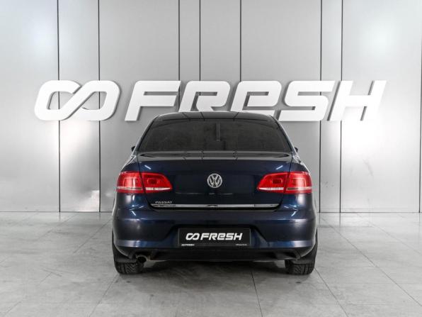 Volkswagen Passat B7 с пробегом 2012 года, цена 735 000 рублей, 365904 км, седан, Автокод Объявления
