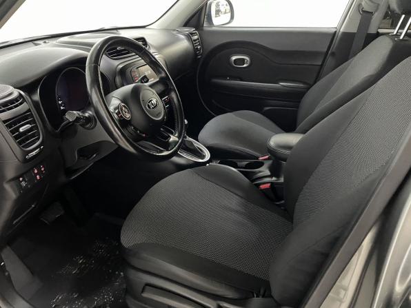 Kia Soul II Рестайлинг с пробегом 2017 года, цена 1 343 000 рублей, 139125 км, хэтчбек, Автокод Объявления