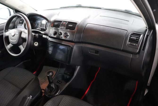 Skoda Fabia II Рестайлинг с пробегом 2012 года, цена 510 000 рублей, 219909 км, универсал, Автокод Объявления