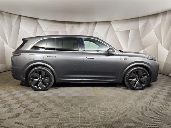 Li Auto (Lixiang) L7 I Рестайлинг с пробегом 2025 года, цена 7 200 000 рублей, 41882 км, внедорожник, Автокод Объявления