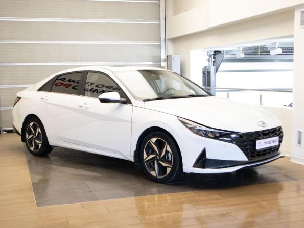Hyundai Elantra VII (CN7) с пробегом 2022 года, цена 2 190 000 рублей, 55838 км, седан, Автокод Объявления