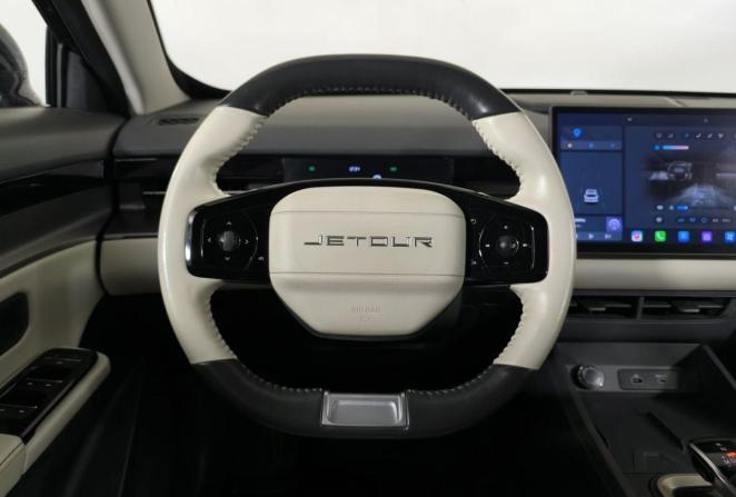 JETOUR DASHING I с пробегом 2023 года, цена 1 600 000 рублей, 93760 км, внедорожник, Автокод Объявления