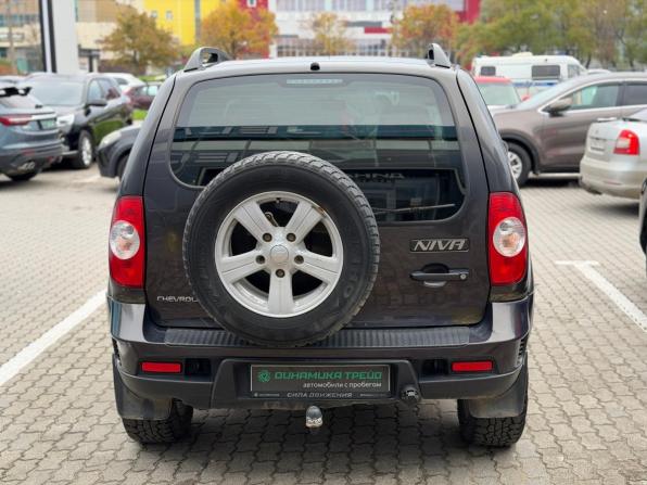 Chevrolet Niva I Рестайлинг с пробегом 2015 года, цена 422 000 рублей, 234542 км, внедорожник, Автокод Объявления