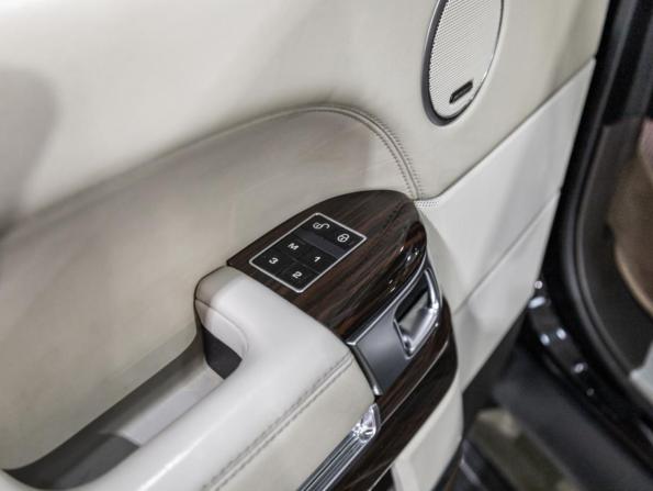 Land Rover Range Rover IV с пробегом 2015 года, цена 4 999 999 рублей, 169372 км, внедорожник, Автокод Объявления