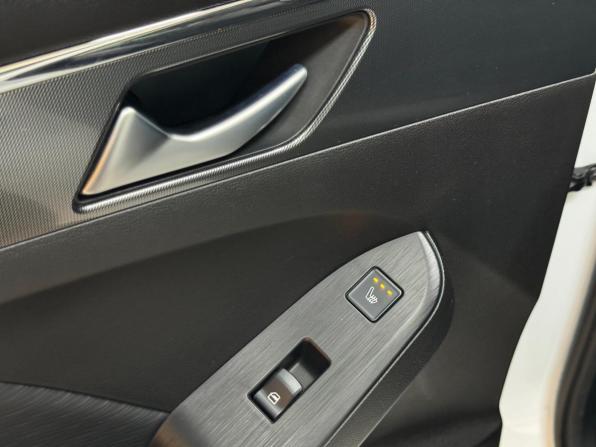 Haval Jolion I Рестайлинг с пробегом 2024 года, цена 2 111 000 рублей, 31100 км, внедорожник, Автокод Объявления