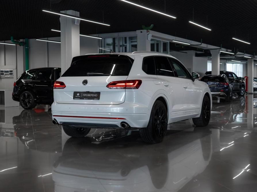 Volkswagen Touareg III Москва  - изображение 4