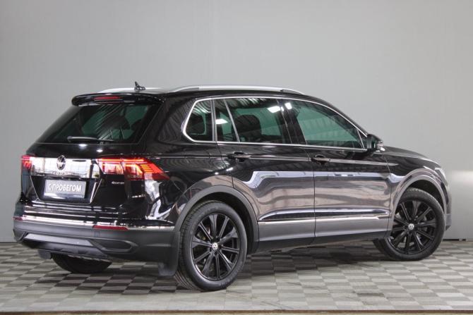 Volkswagen Tiguan II Рестайлинг с пробегом 2021 года, цена 2 720 000 рублей, 160000 км, внедорожник, Автокод Объявления