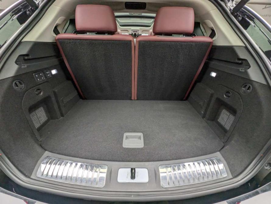 Hongqi E-HS9 Москва  - изображение 11