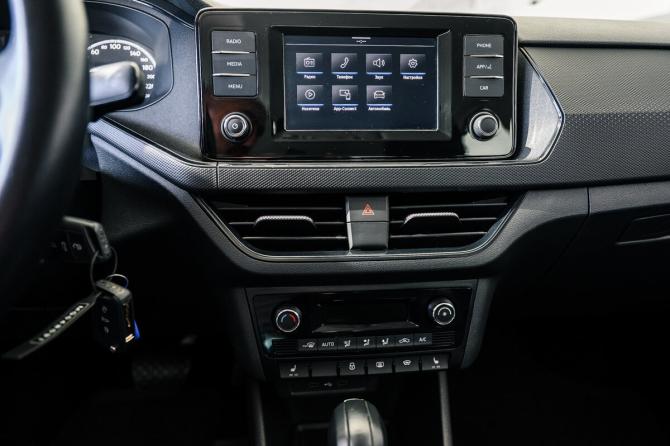 Volkswagen Polo VI с пробегом 2021 года, цена 1 650 000 рублей, 38807 км, лифтбек, Автокод Объявления