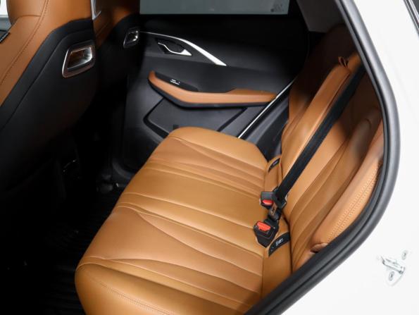 Omoda C5 I с пробегом 2023 года, цена 1 850 000 рублей, 16375 км, внедорожник, Автокод Объявления