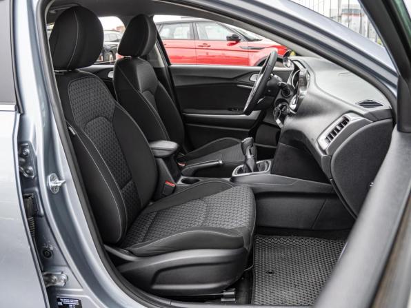 Kia Ceed III с пробегом 2018 года, цена 1 369 000 рублей, 98637 км, универсал, Автокод Объявления