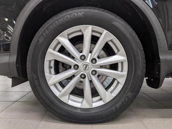 Nissan Qashqai II с пробегом 2017 года, цена 1 725 000 рублей, 59300 км, внедорожник, Автокод Объявления