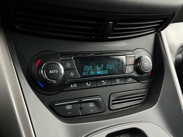 Ford Kuga II с пробегом 2016 года, цена 1 498 600 рублей, 99202 км, внедорожник, Автокод Объявления
