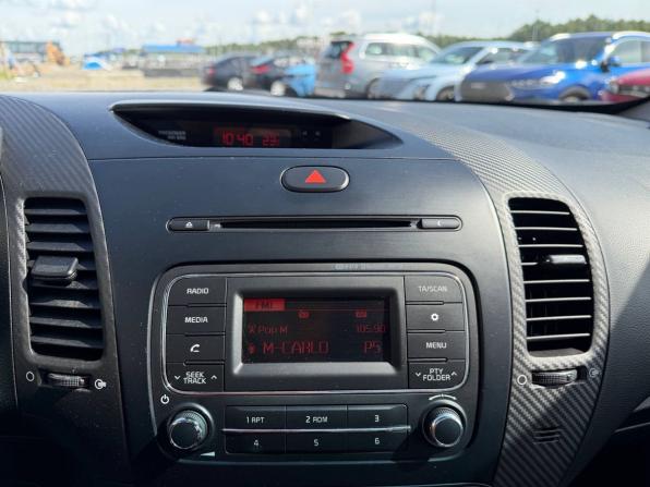 Kia Cerato III с пробегом 2014 года, цена 985 000 рублей, 143900 км, седан, Автокод Объявления