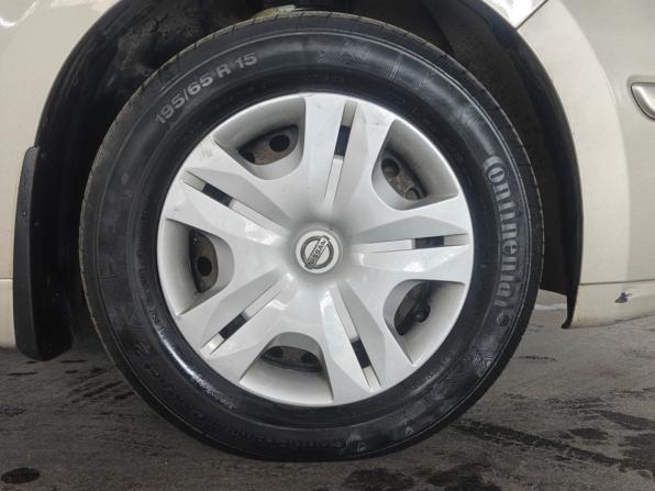 Nissan Tiida I Рестайлинг с пробегом 2013 года, цена 899 000 рублей, 72536 км, седан, Автокод Объявления