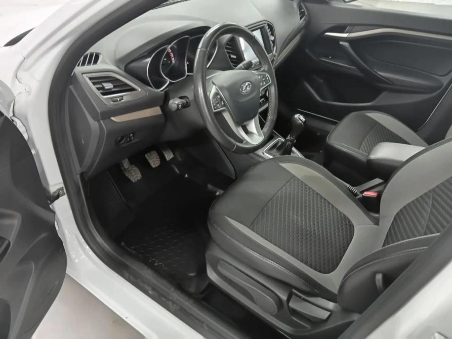 Lada (ВАЗ) Vesta I Москва  - изображение 14
