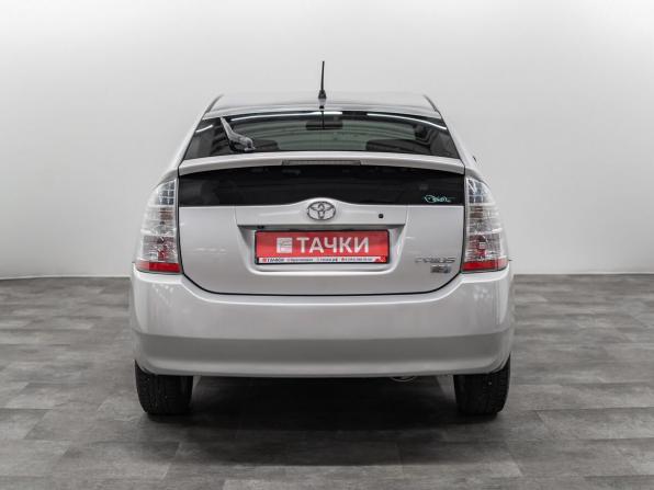 Toyota Prius II Рестайлинг (XW20) с пробегом 2008 года, цена 675 000 рублей, 279096 км, лифтбек, Автокод Объявления