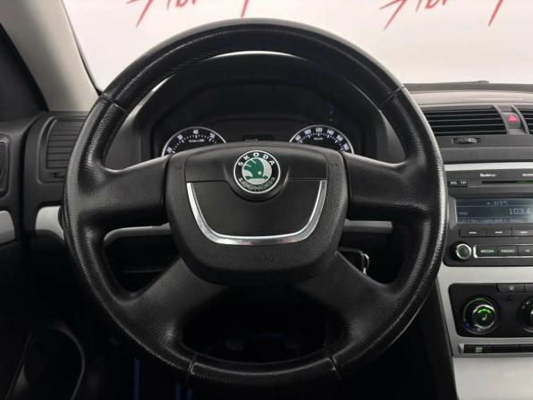 Skoda Octavia II (A5) Рестайлинг с пробегом 2008 года, цена 579 000 рублей, 213498 км, универсал, Автокод Объявления