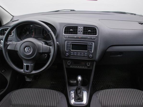 Volkswagen Polo V Рестайлинг с пробегом 2015 года, цена 1 245 000 рублей, 48282 км, седан, Автокод Объявления