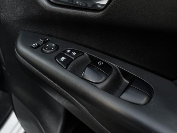 Nissan Serena V (C27) с пробегом 2017 года, цена 1 790 000 рублей, 165172 км, минивэн, Автокод Объявления