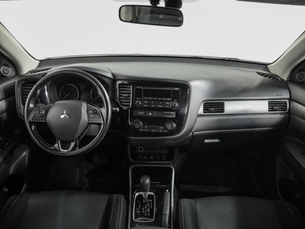 Mitsubishi Outlander III Рестайлинг 2 с пробегом 2017 года, цена 1 799 000 рублей, 151945 км, внедорожник, Автокод Объявления