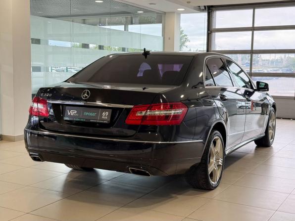 Mercedes-Benz E-Класс IV (W212 S212 C207) с пробегом 2012 года, цена 1 815 000 рублей, 195832 км, седан, Автокод Объявления