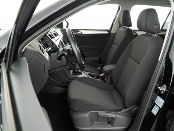Volkswagen Tiguan II с пробегом 2019 года, цена 2 339 444 рубля, 39195 км, внедорожник, Автокод Объявления