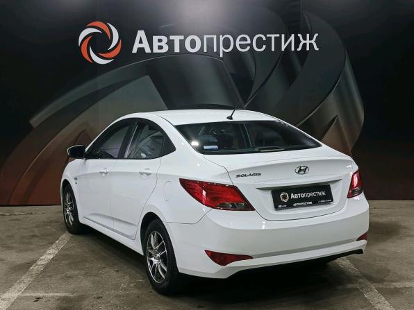 Hyundai Solaris I Рестайлинг с пробегом 2016 года, цена 890 000 рублей, 230512 км, седан, Автокод Объявления