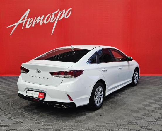 Hyundai Sonata VII (LF) Рестайлинг с пробегом 2018 года, цена 1 745 000 рублей, 105000 км, седан, Автокод Объявления