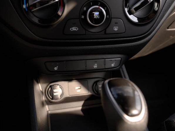 Hyundai Solaris II Рестайлинг с пробегом 2021 года, цена 1 650 000 рублей, 90652 км, седан, Автокод Объявления